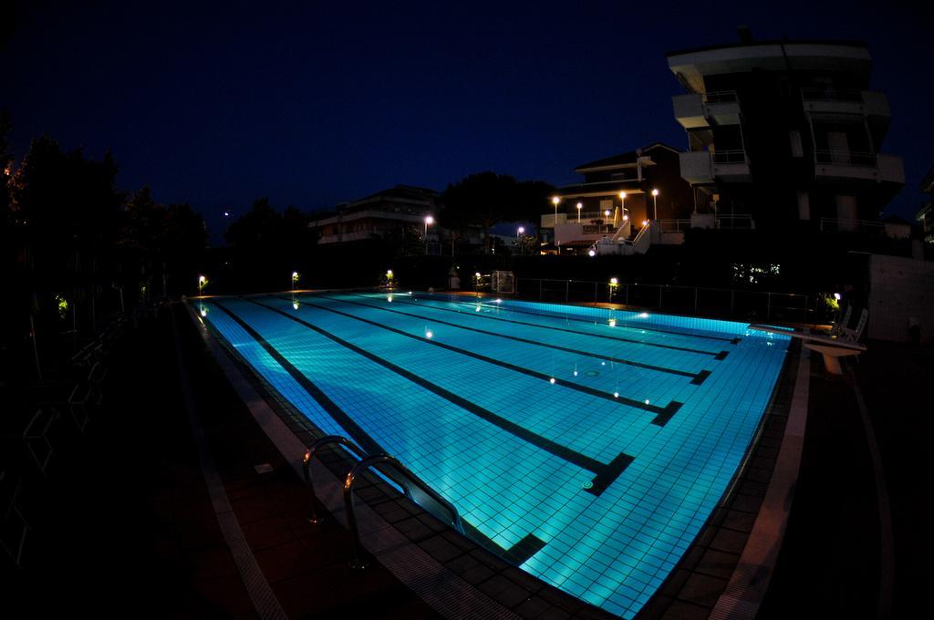 ألبينغا Residence Aurora Wellness & Spa المظهر الخارجي الصورة
